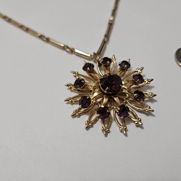 Vintage Ruby Rhinestone Brooch - Picture 3 of 10